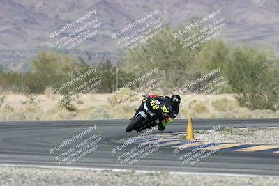 media/Oct-30-2025-Racers Edge (Thu) [[dabbdaf680]]/3-B Group/Session 5 (Turn 6)/